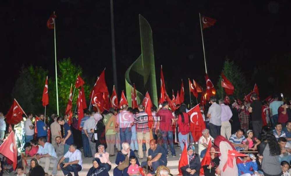 Çorlu'da Muhteşem Demokrasi Nöbeti