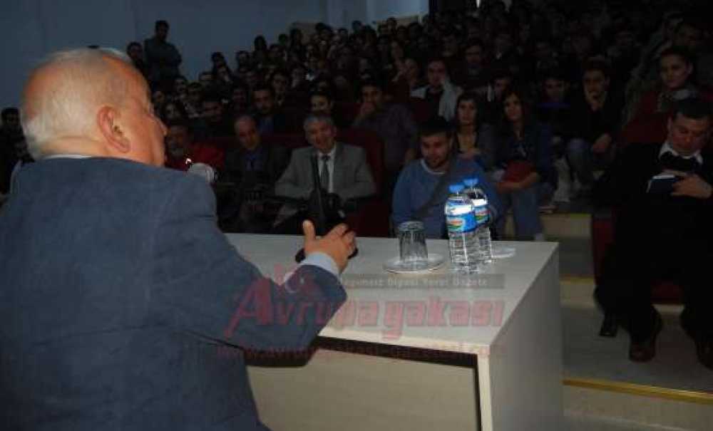 Zeki Alasya Çorlu'da Üniversite Öğrencileri Ile Buluştu