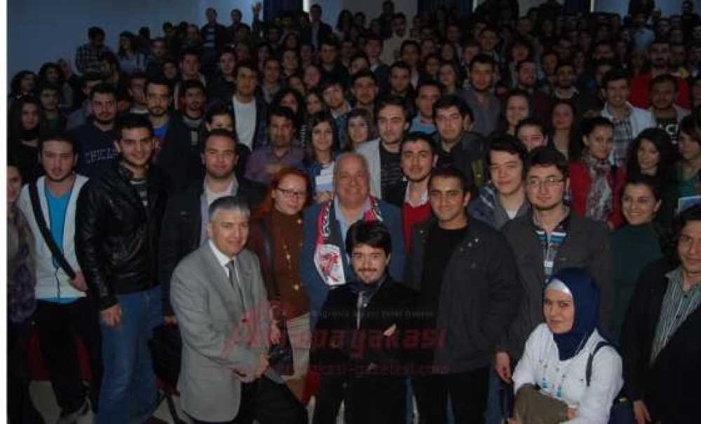 Zeki Alasya Çorlu'da Üniversite Öğrencileri Ile Buluştu