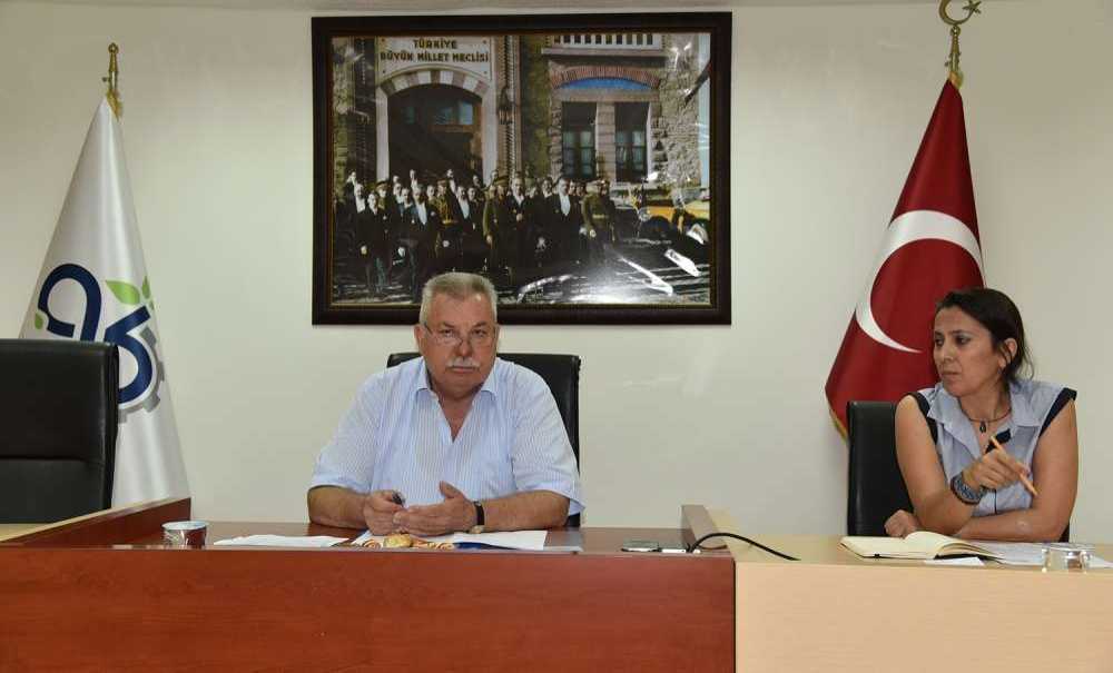 Çorlu Belediyesi'nden Müteahhit Firmalarla Toplantı