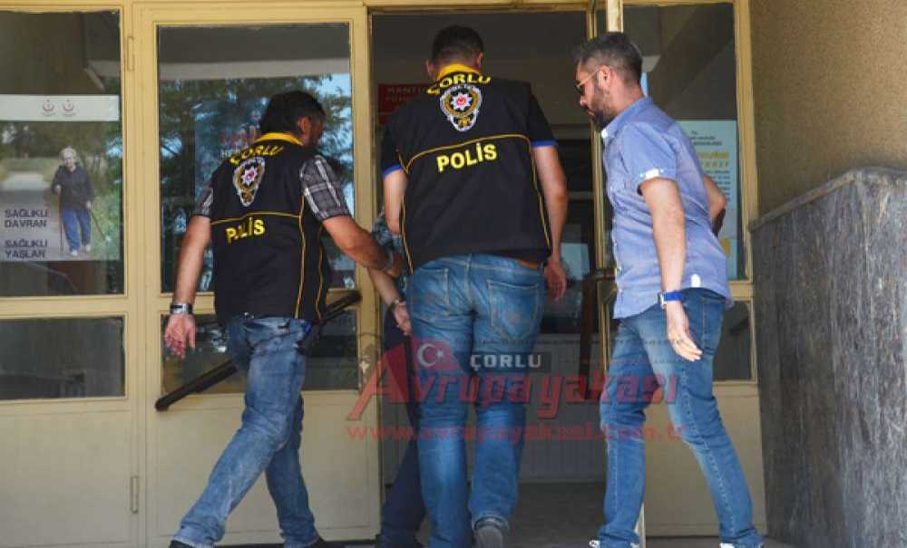 Doktorlar Gözaltında