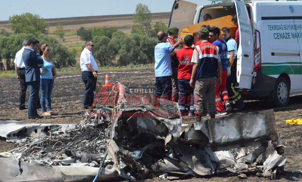 Uçak Kazası: 2 Ölü