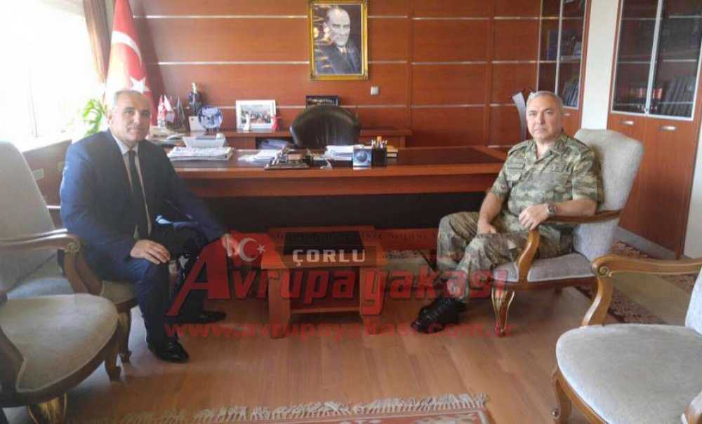 Tümgeneral Alparslan'dan Kaymakam Kılıç'a Ziyaret