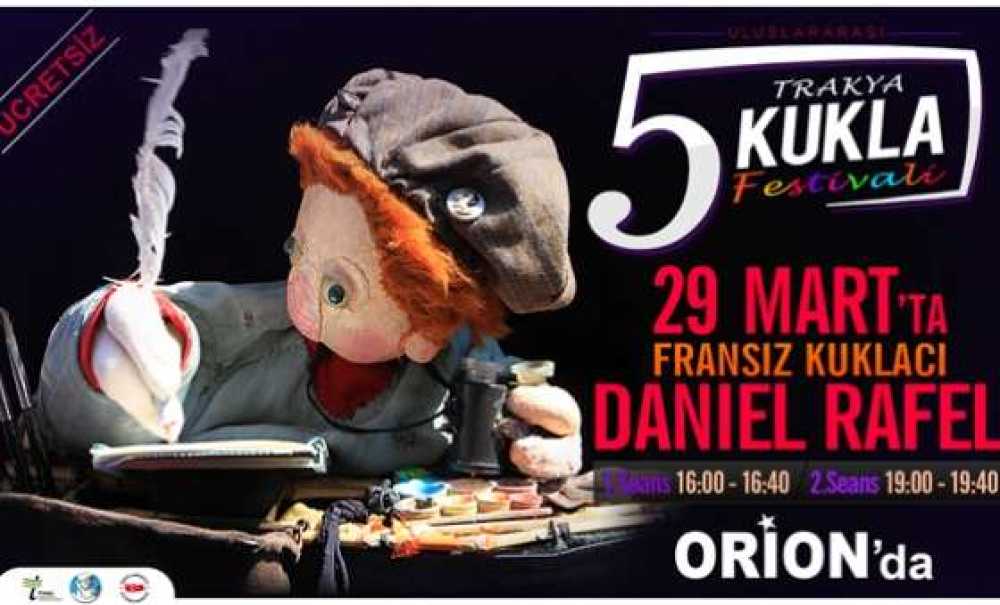 Fransız Ve İspanyol Kuklacıların Gösterisi Orion'da