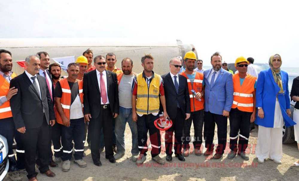 Bakan Eroğlu Derin Deniz Deşarj Şantiyesinde İncelemelerde Bulundu