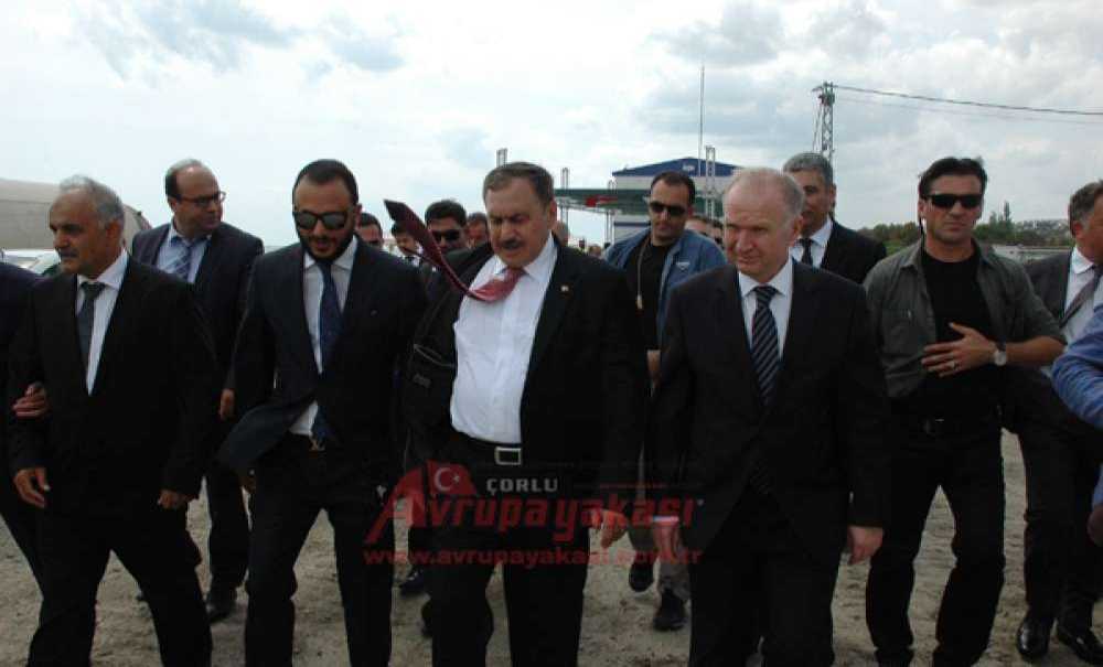 Bakan Eroğlu Derin Deniz Deşarj Şantiyesinde İncelemelerde Bulundu