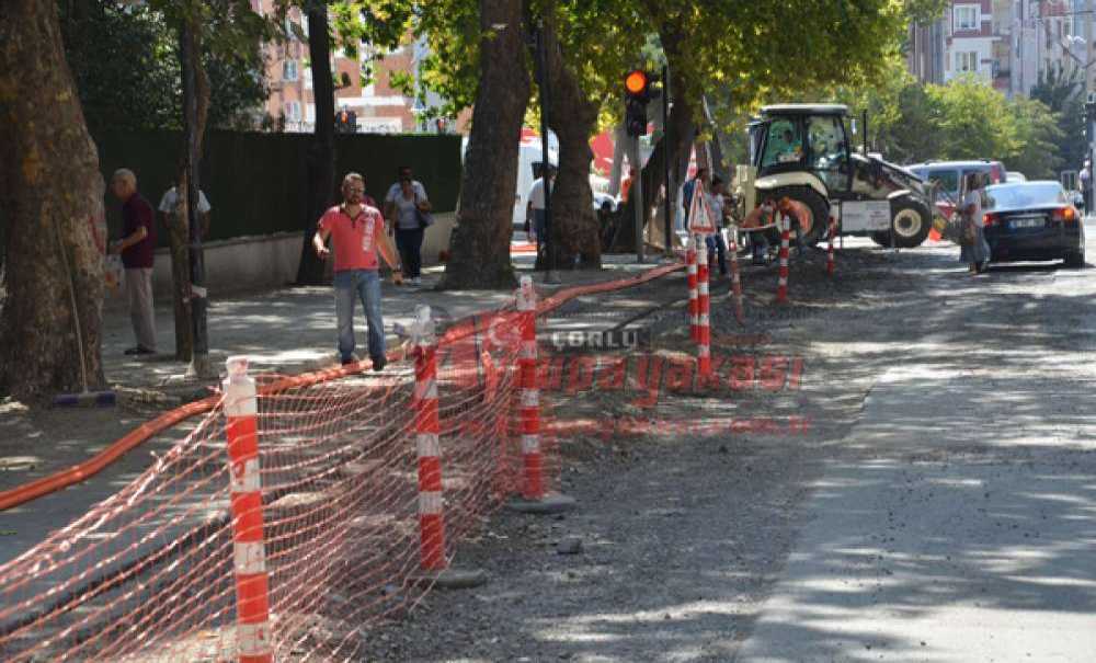 Şinasi Kurşun Caddesi Yeniden Kazıldı