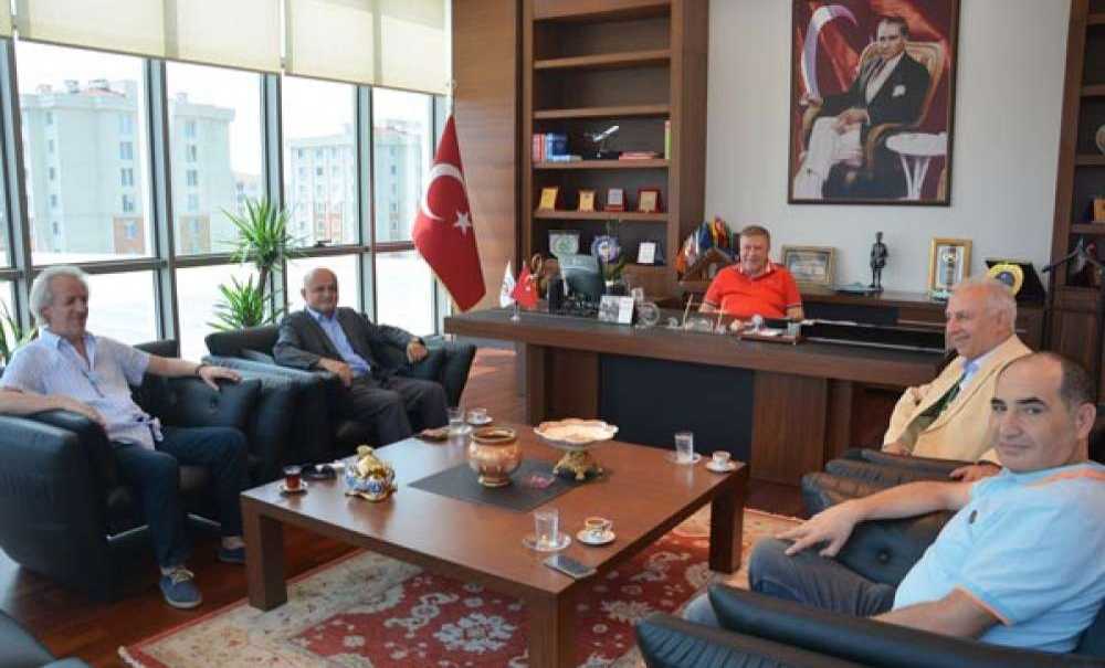 İrmet Hastanesi´nden Enis Sülün´e Ziyaret