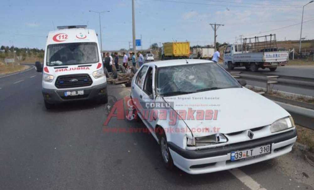 At Arabasıyla Otomobil Çarpıştı: 2 Yaralı