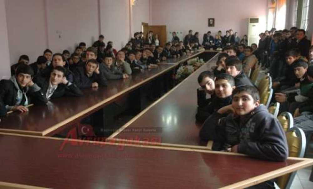 Çorlu Tdp Ve Kom'dan Öğrencilere Madde Bağımlılığı Semineri