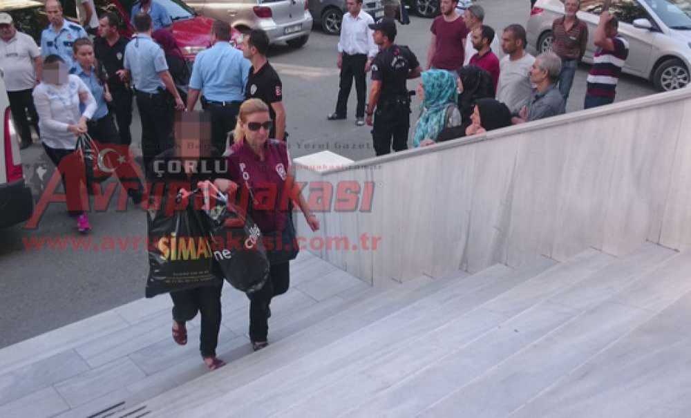 Çalıştıkları Adliyeye Kelepçeli Getirildiler