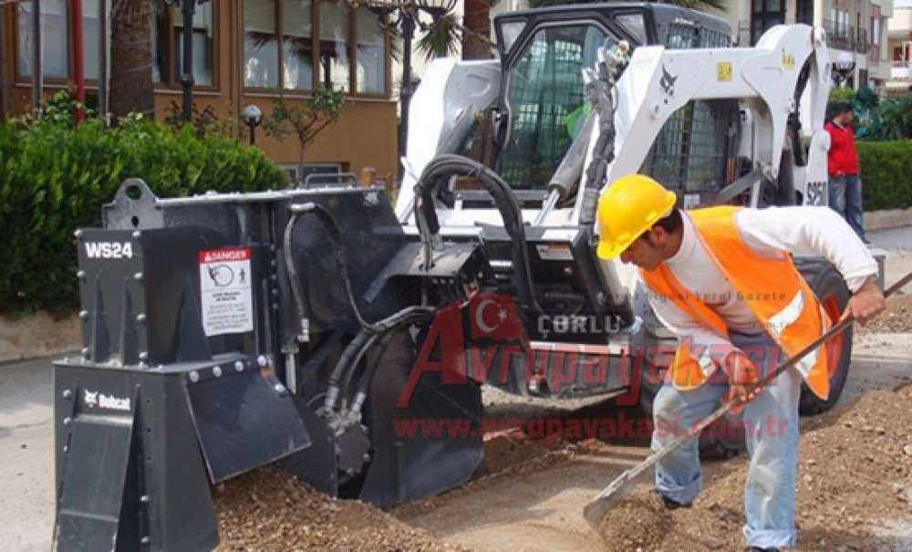 Fiberoptik Altyapı Çalışmaları Devam Ediyor