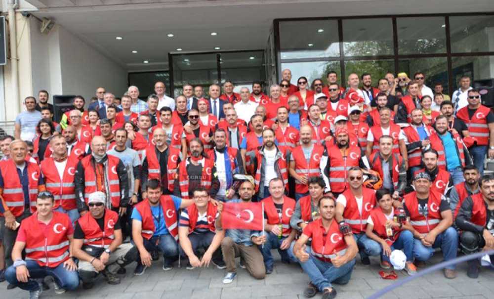 Çorlulu Motorculardan 30 Ağustos Sürüşü