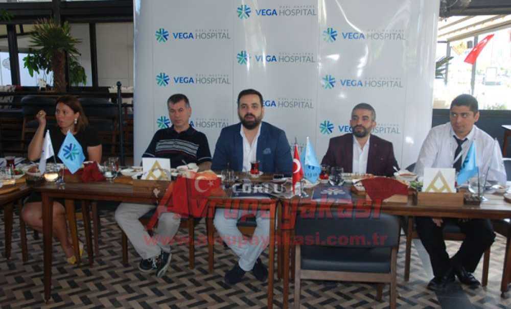 Vega Hospital Yöneticileri Basın Mensupları Ile Bir Araya Geldi
