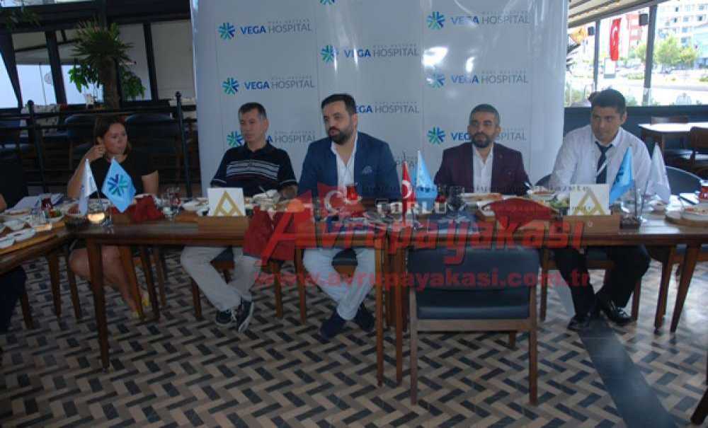 Vega Hospital Yöneticileri Basın Mensupları Ile Bir Araya Geldi