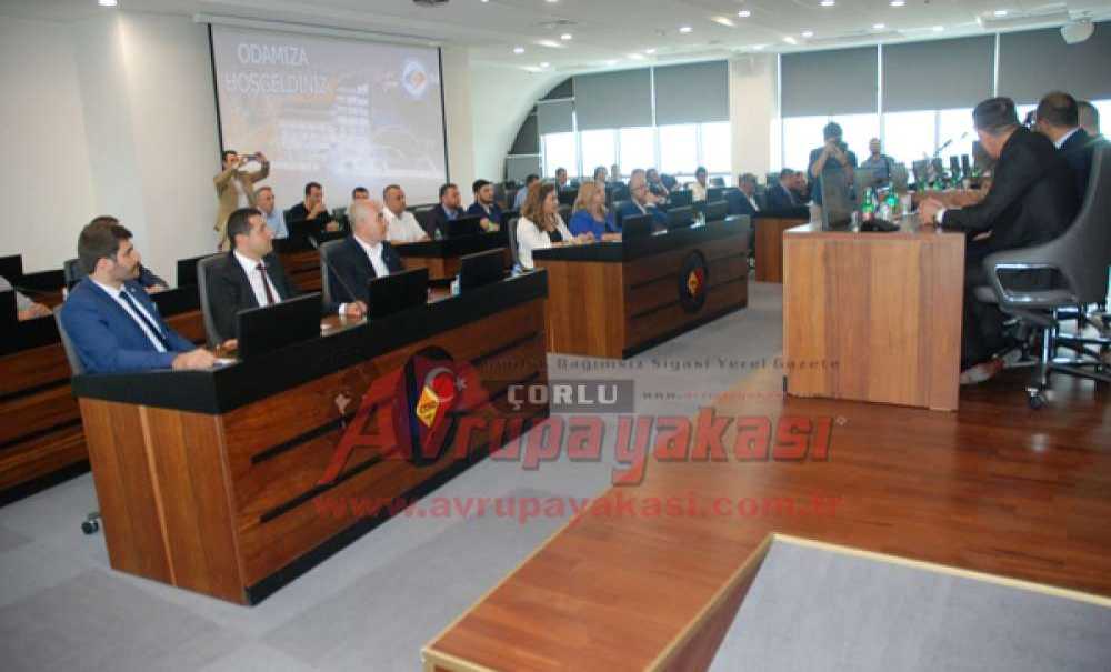 Ak Parti Tekirdağ Milletvekili Mustafa Yel;