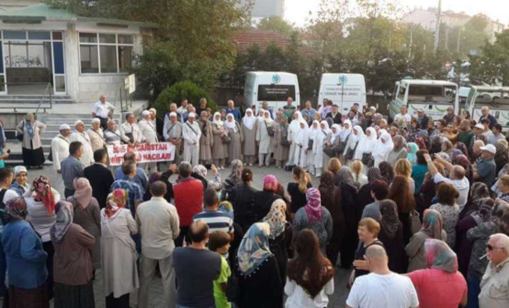 Hacı Adayları Kutsal Topraklara Uğurlandı