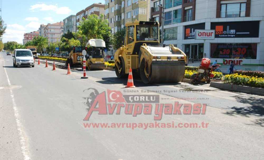 Atatürk Bulvarında Yol Yapım Çalışmaları Başladı