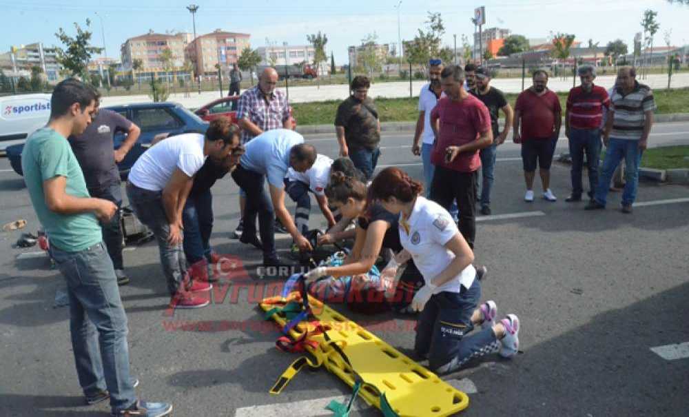 Kamyonetle Elektrikli Bisiklet Çarpıştı: 1 Yaralı