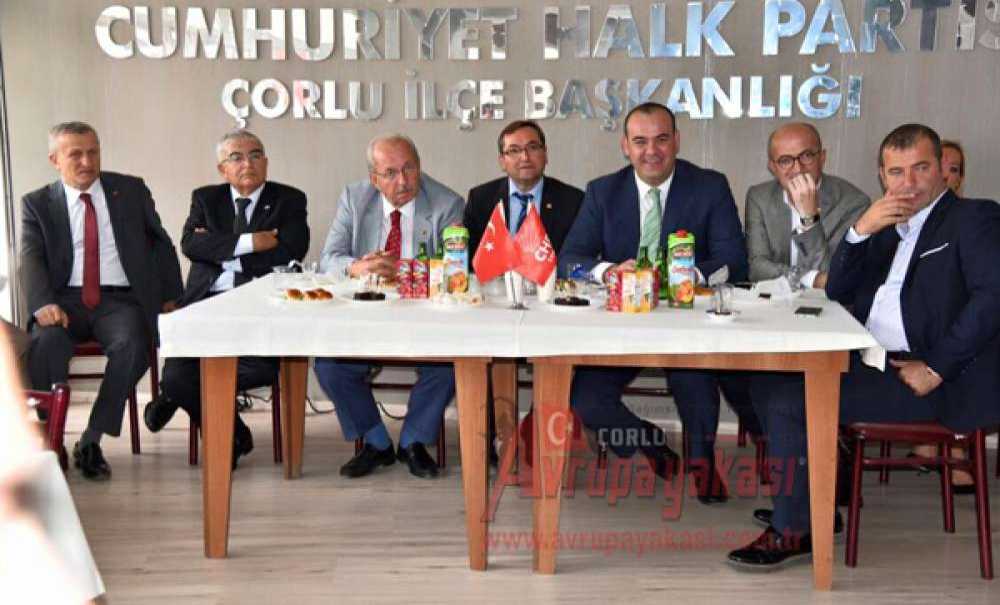 Chp Çorlu İlçe Örgütü Bayramda Buluştu