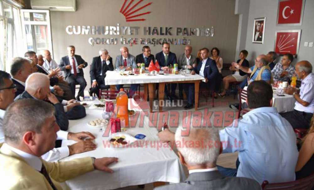 Chp Çorlu İlçe Örgütü Bayramda Buluştu