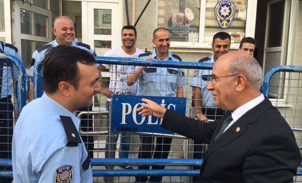 Ak Parti'de Bayramlaşma