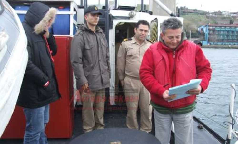 Arızalanan Yatta Mahsur Kalan 2 Kişi Sahil Güvenlik Tarafından Kurtarıldı