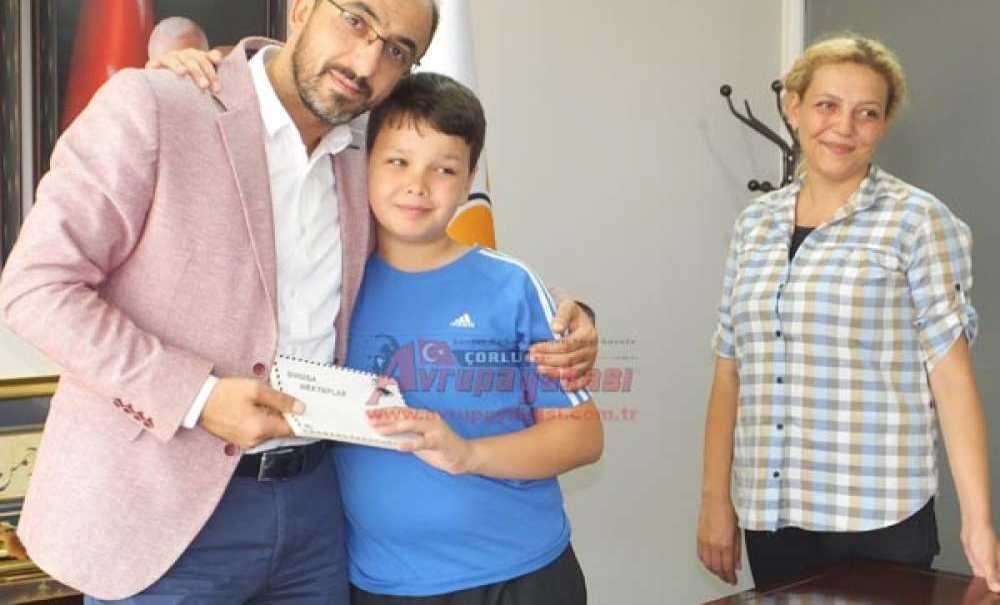 Ak Parti'den Yiğithan'ın Eğitimine Destek