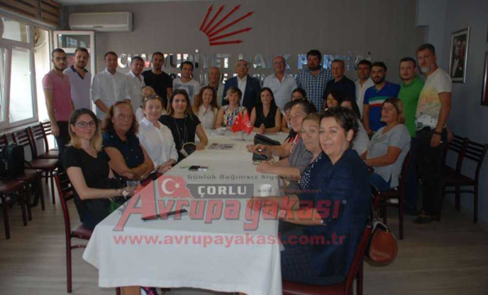 Chp Çorlu İlçe Örgütü Kadın Kolları Başkanı Sema Kırkoyun Kinet; “Kadın Gülerse Toplum Güler”