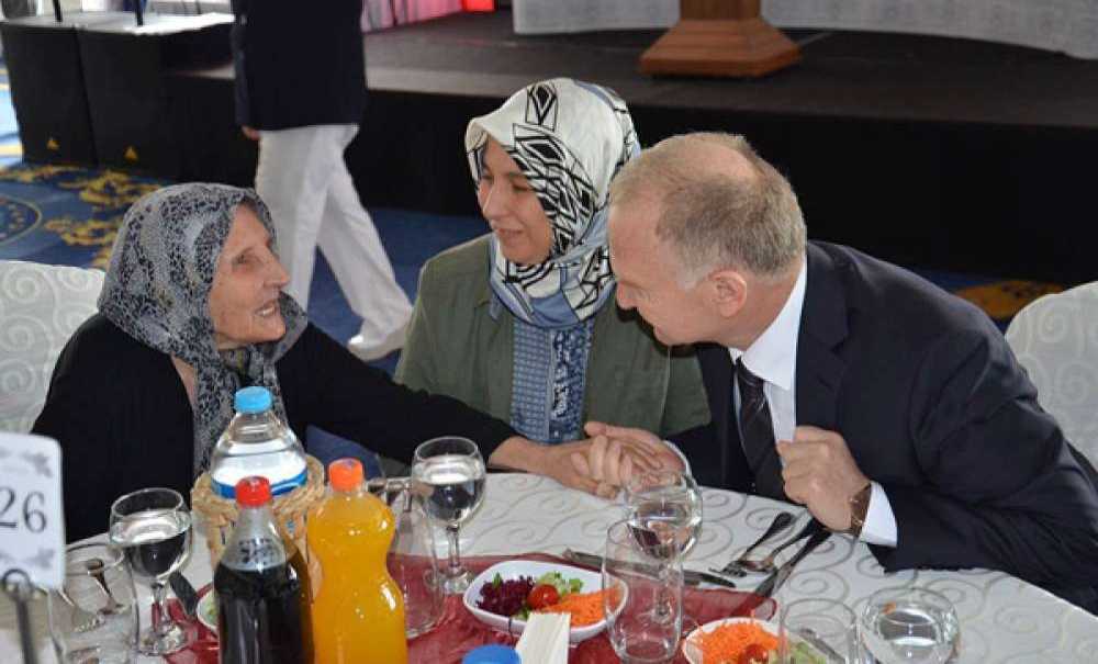 Vali Mehmet Ceylan, Şehit Yakınları Ve Gazilerle Bir Araya Geldi