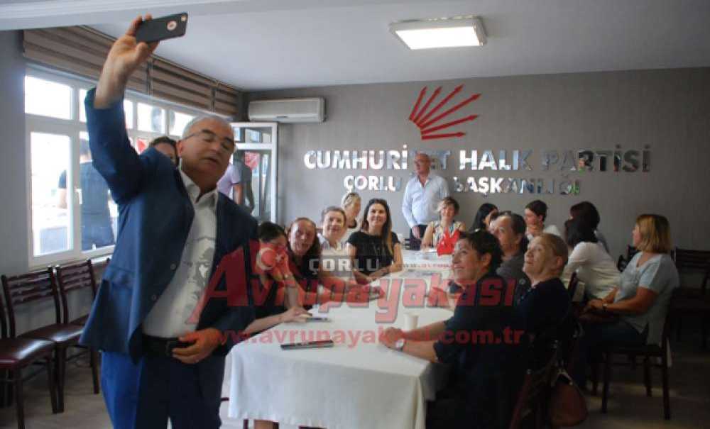 Başkan Baysan'dan Selfie