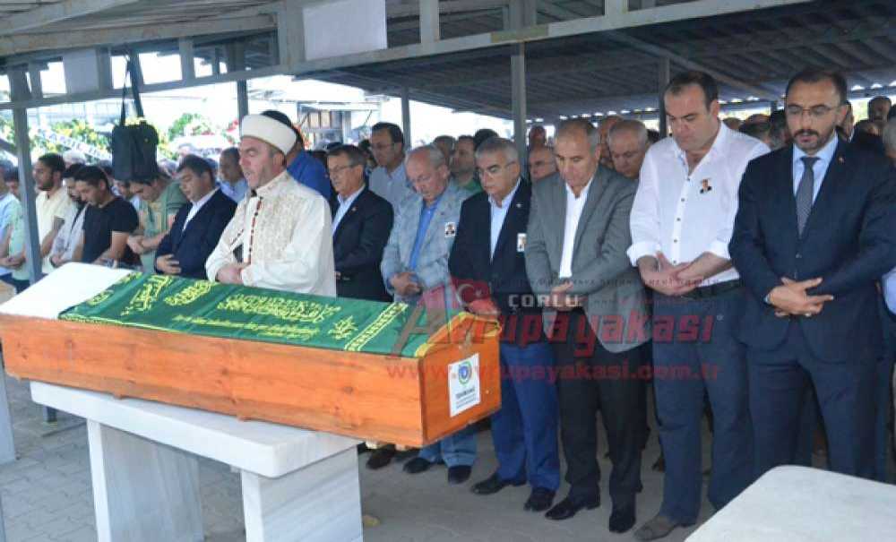 Gazeteci Özcan Son Yolculuğuna Uğurlandı