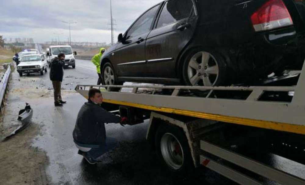 Yağış Kaza Getirdi 5 Yaralı