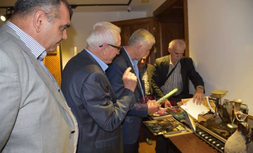 Ali Rıza Yavuz'dan Resim Ve Obje Koleksiyonu Sergisi