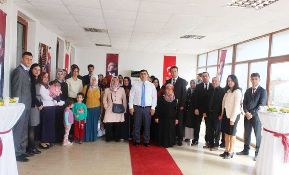 Okuma – Yazma Kursunu Bitirenlere Belgeleri Verildi