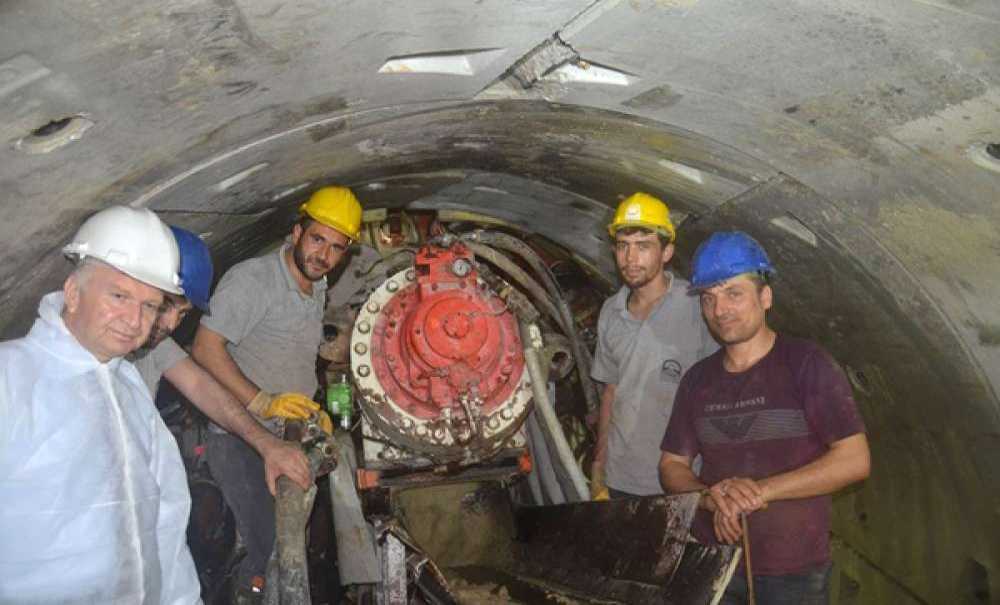 Vali Mehmet Ceylan Derin Deşarj Tünel İnşaatında İncelemelerde Bulundu