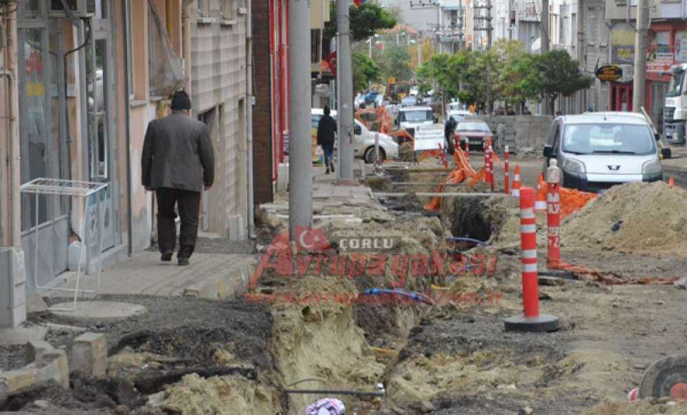Teski Bitirdi Tredaş Başladı
