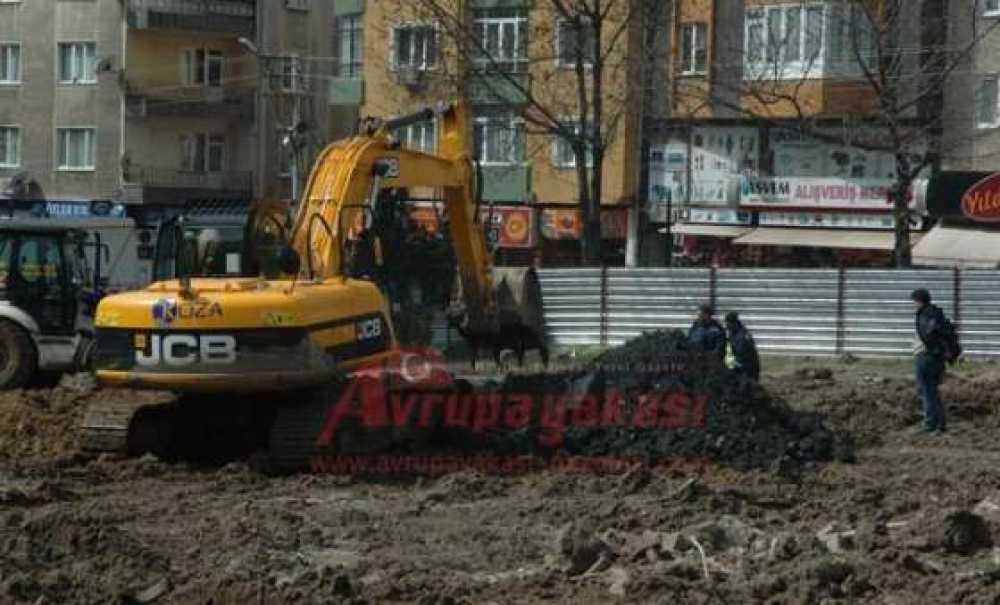 Katlı Otopark Yapımına Başlandı