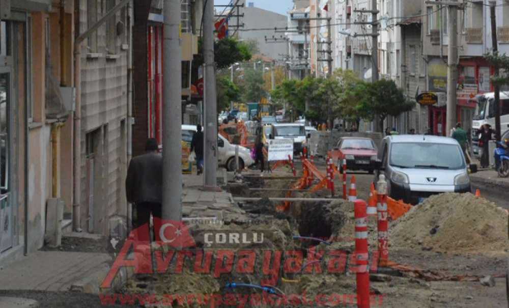 Teski Bitirdi Tredaş Başladı