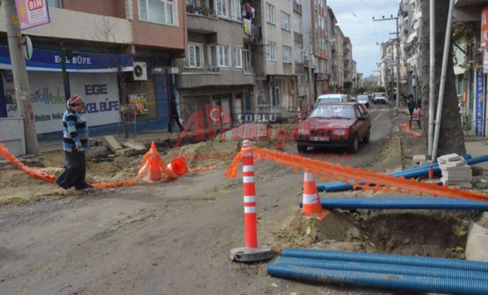 Teski Bitirdi Tredaş Başladı