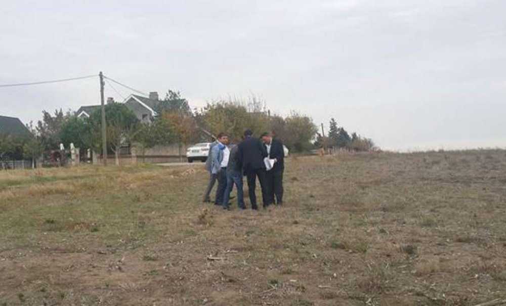 Kaymakam Kızıltoprak Lojman Yapılacak Alanı İnceledi
