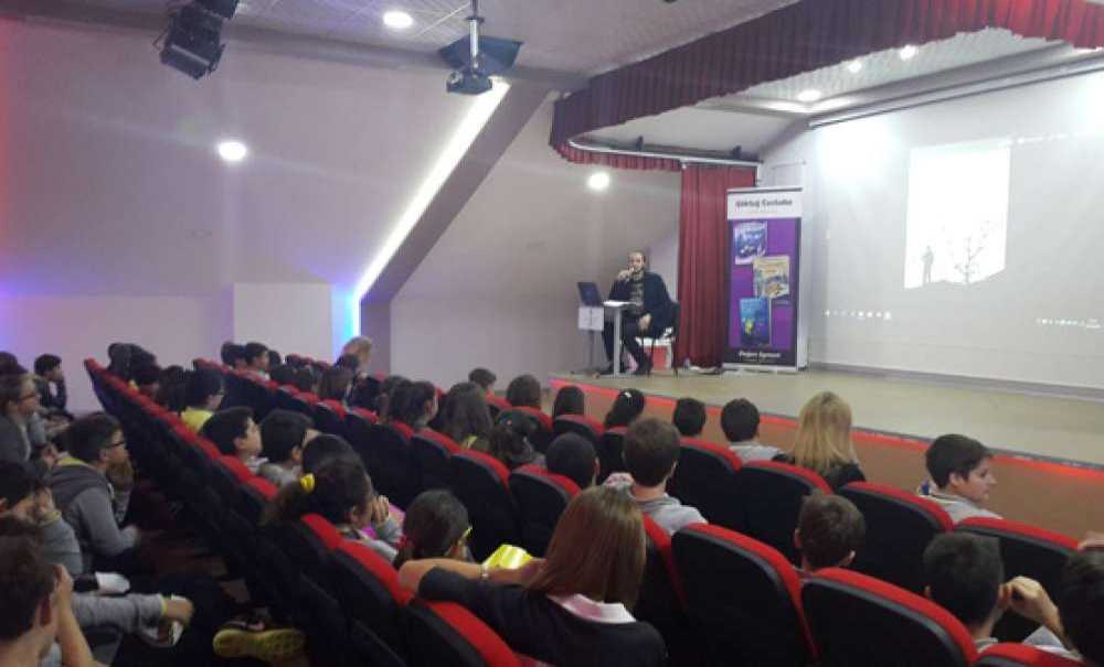 Valizdeki Kedi Kitabının Yazarı Canbaba Çorlu'da Öğrencilerle Buluştu