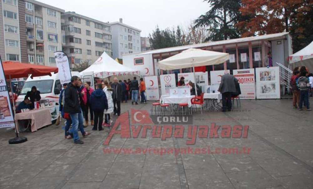 Kızılay 545 Ünite Kan 95 Adet Kök Hücre Bağışı Aldı