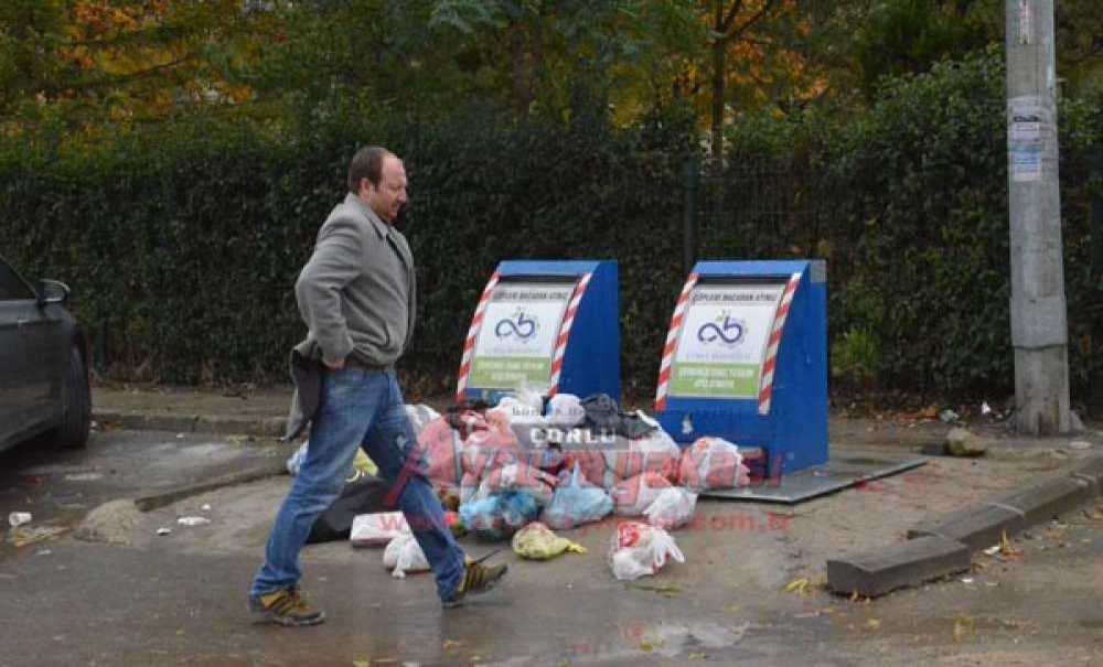 Yer Altı Konteynırları Da Çare Olmadı