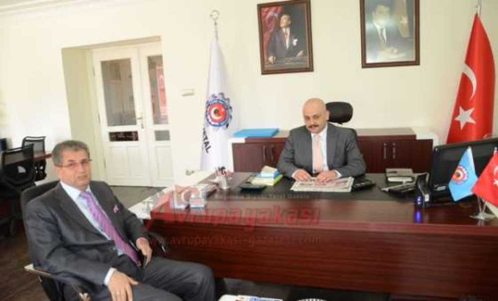 Kaymakam Hulusi Doğan'dan Türk Metal Sendikasına Ziyaret