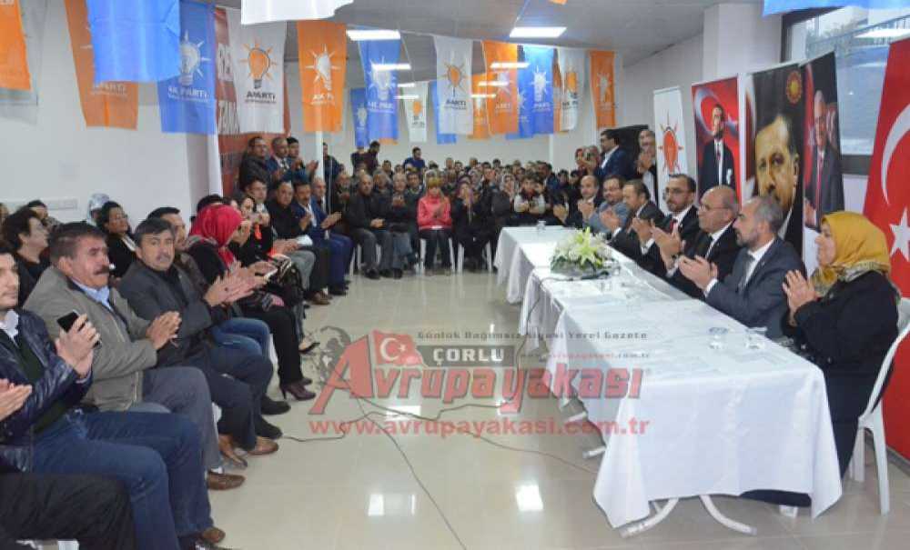 Ak Parti'den Mahalle Danışma Toplantısı