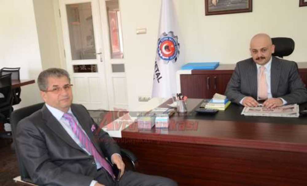 Kaymakam Hulusi Doğan'dan Türk Metal Sendikasına Ziyaret