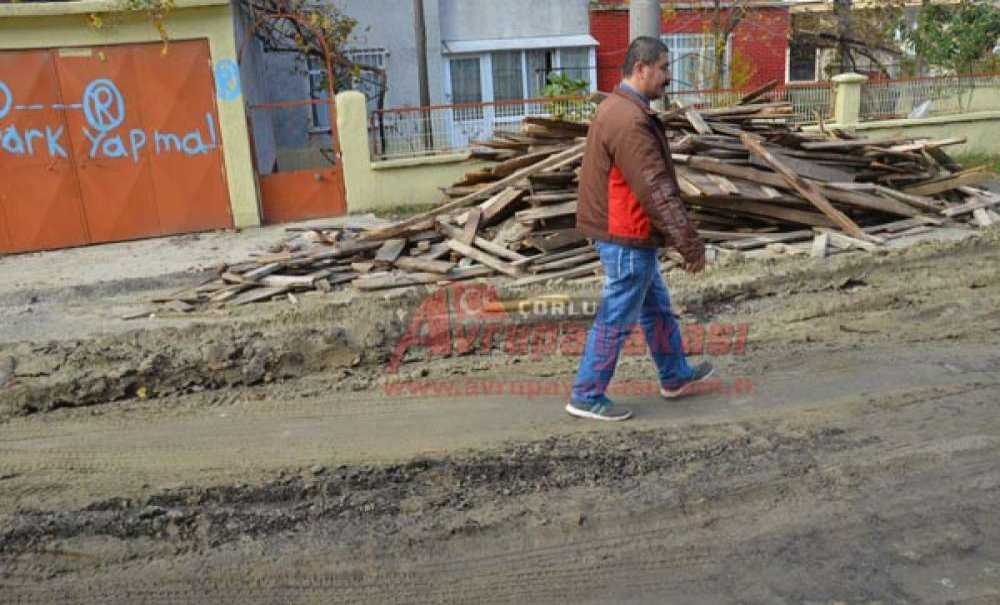 Bahçelievler Çamur Deryasına Döndü