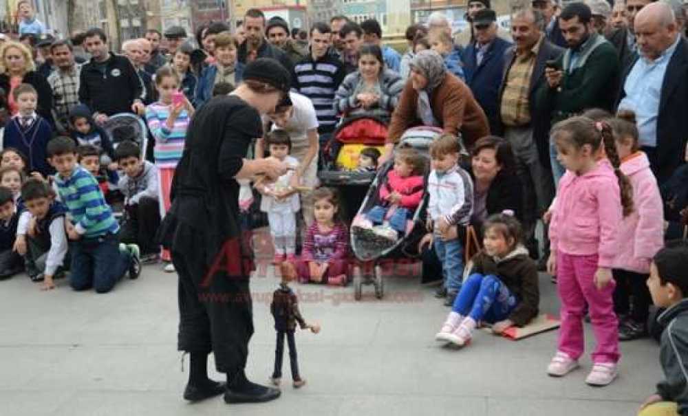 Trakya Kukla Festivali Çorlu'da Başladı