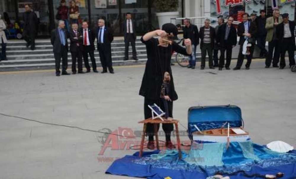 Trakya Kukla Festivali Çorlu'da Başladı